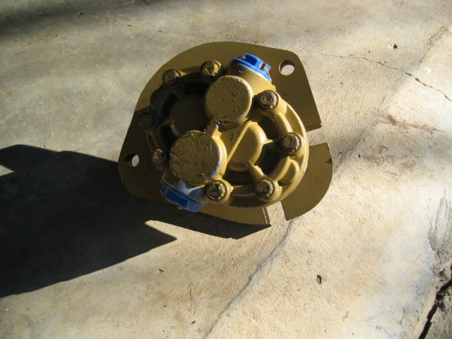 allis16bsteeringpump