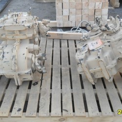 Oshkosh truck transfer gearbox (2)