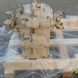 Oshkosh truck transfer gearbox (4)