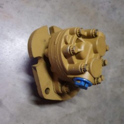 HD16B Steering pump (3)